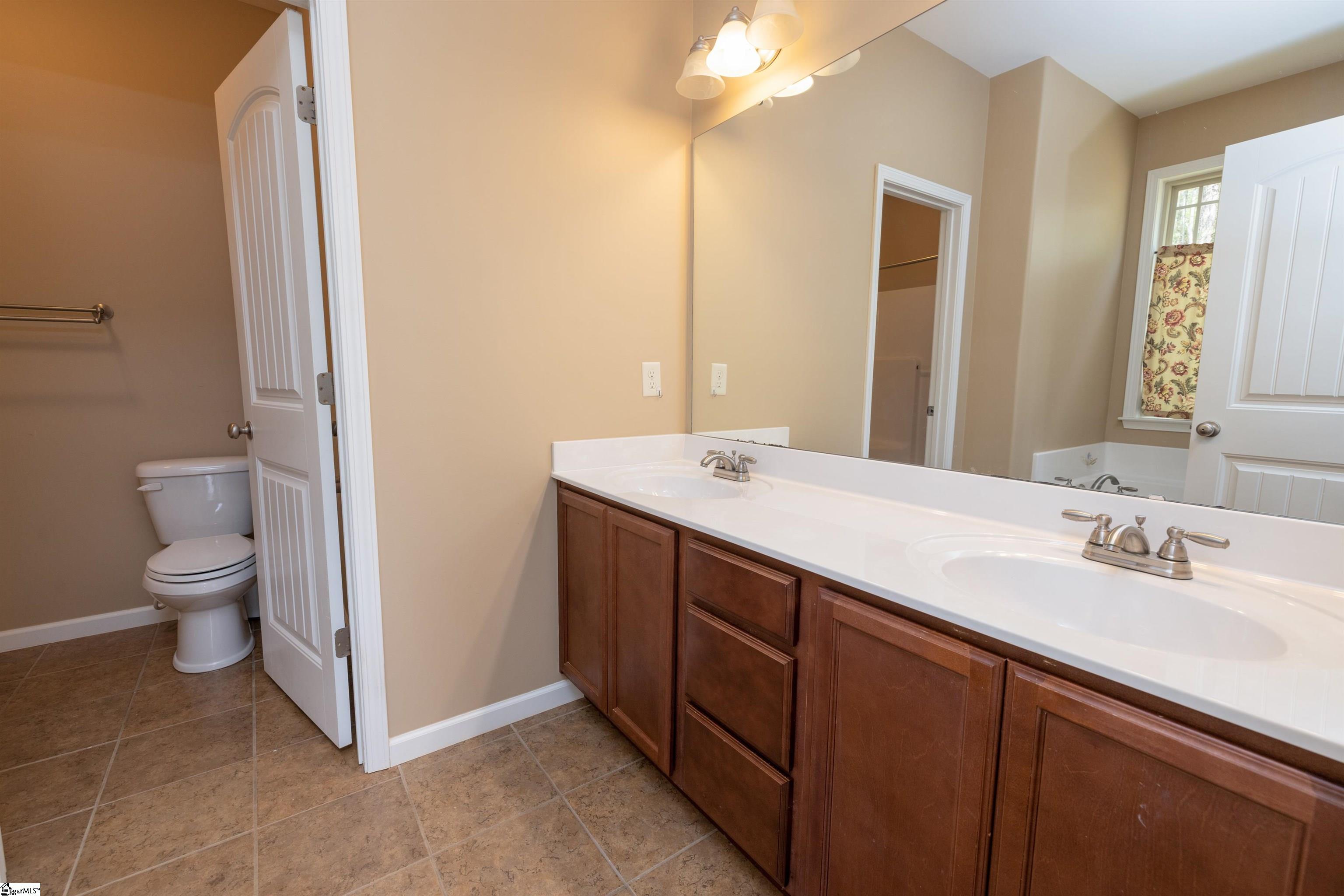 443 Copperstone Drive Seneca, SC 29678 - Photo 13 of 28
