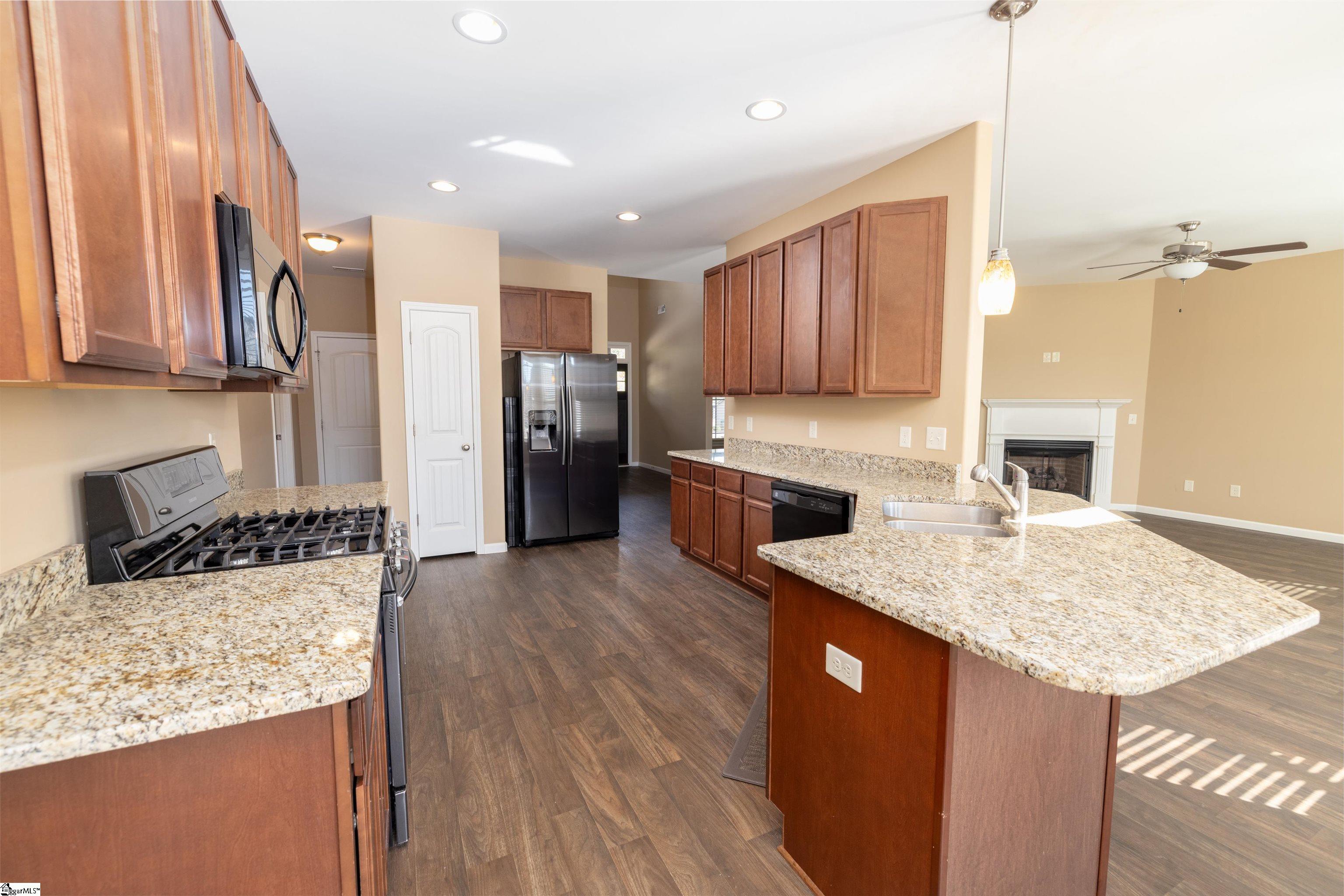 443 Copperstone Drive Seneca, SC 29678 - Photo 8 of 28