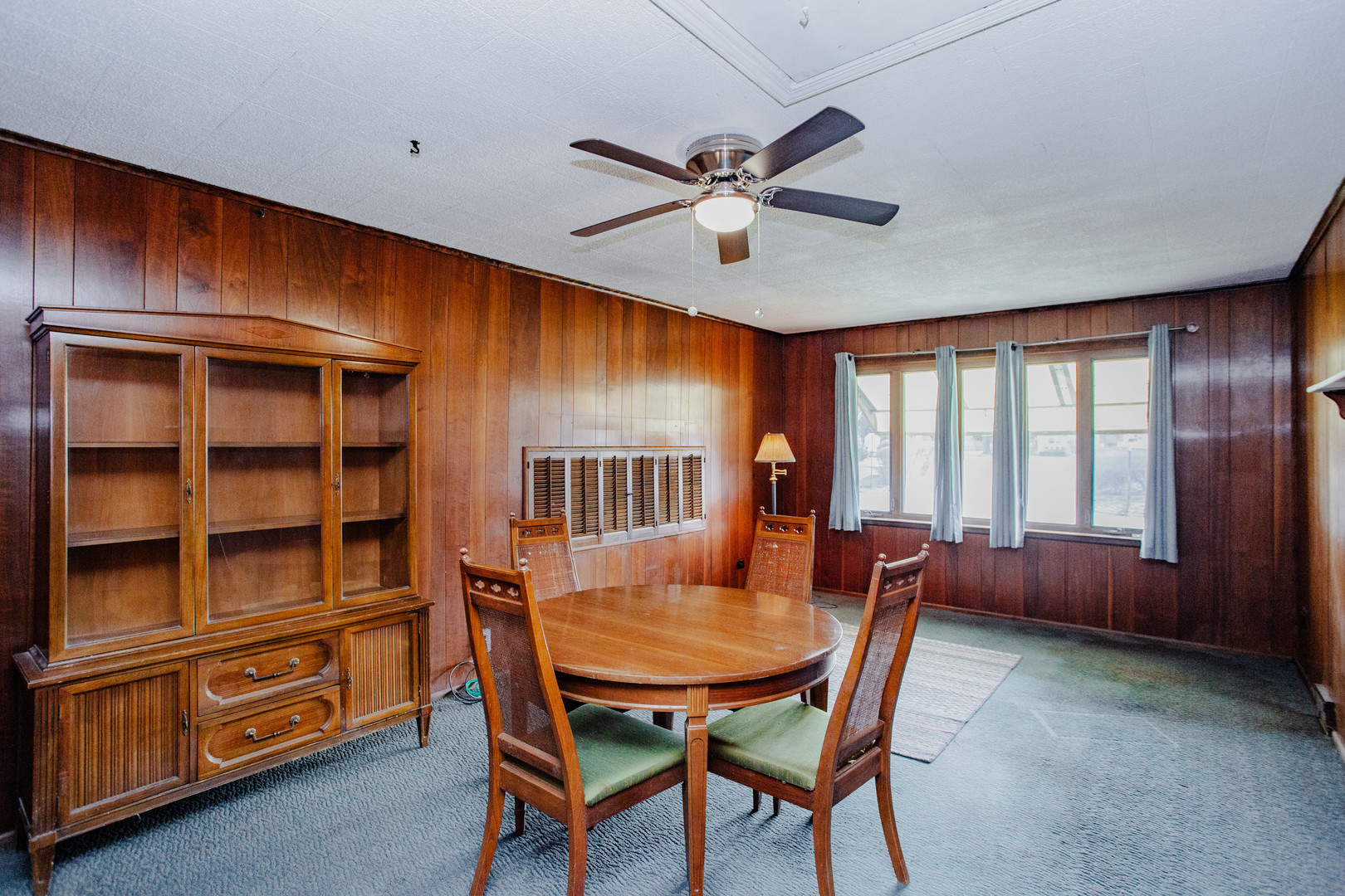 8108 Prospect Street Niles, IL 60714 - Photo 11 of 36