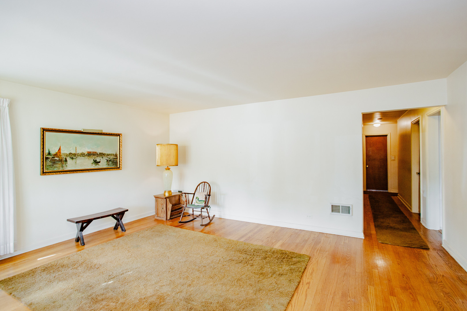 8108 Prospect Street Niles, IL 60714 - Photo 5 of 36