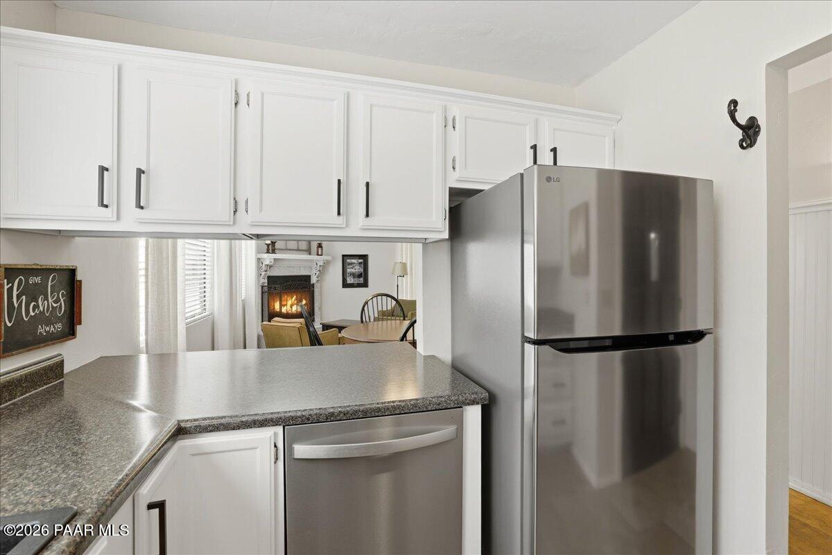 900 Old Stage Road Prescott, AZ 86303 - Photo 11 of 28 11-Kitchen