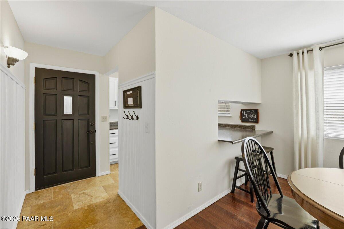 900 Old Stage Road Prescott, AZ 86303 - Photo 3 of 28 03-Foyer