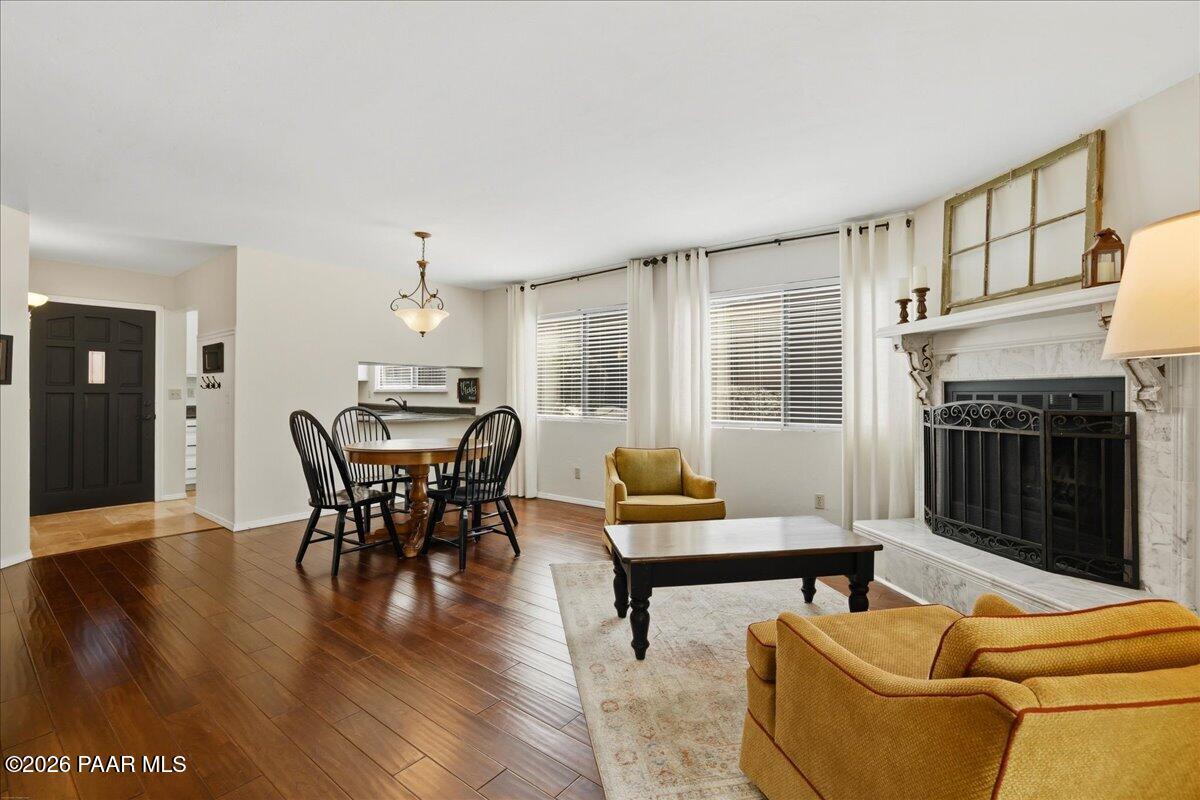 900 Old Stage Road Prescott, AZ 86303 - Photo 6 of 28 06-Living Room