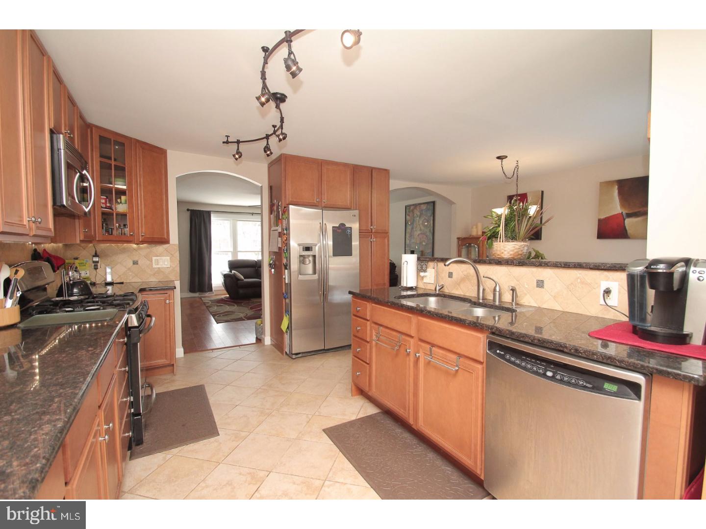 1555 Sinkler Road Warminster, PA 18974 - Photo 11 of 25 Gallery Image 11