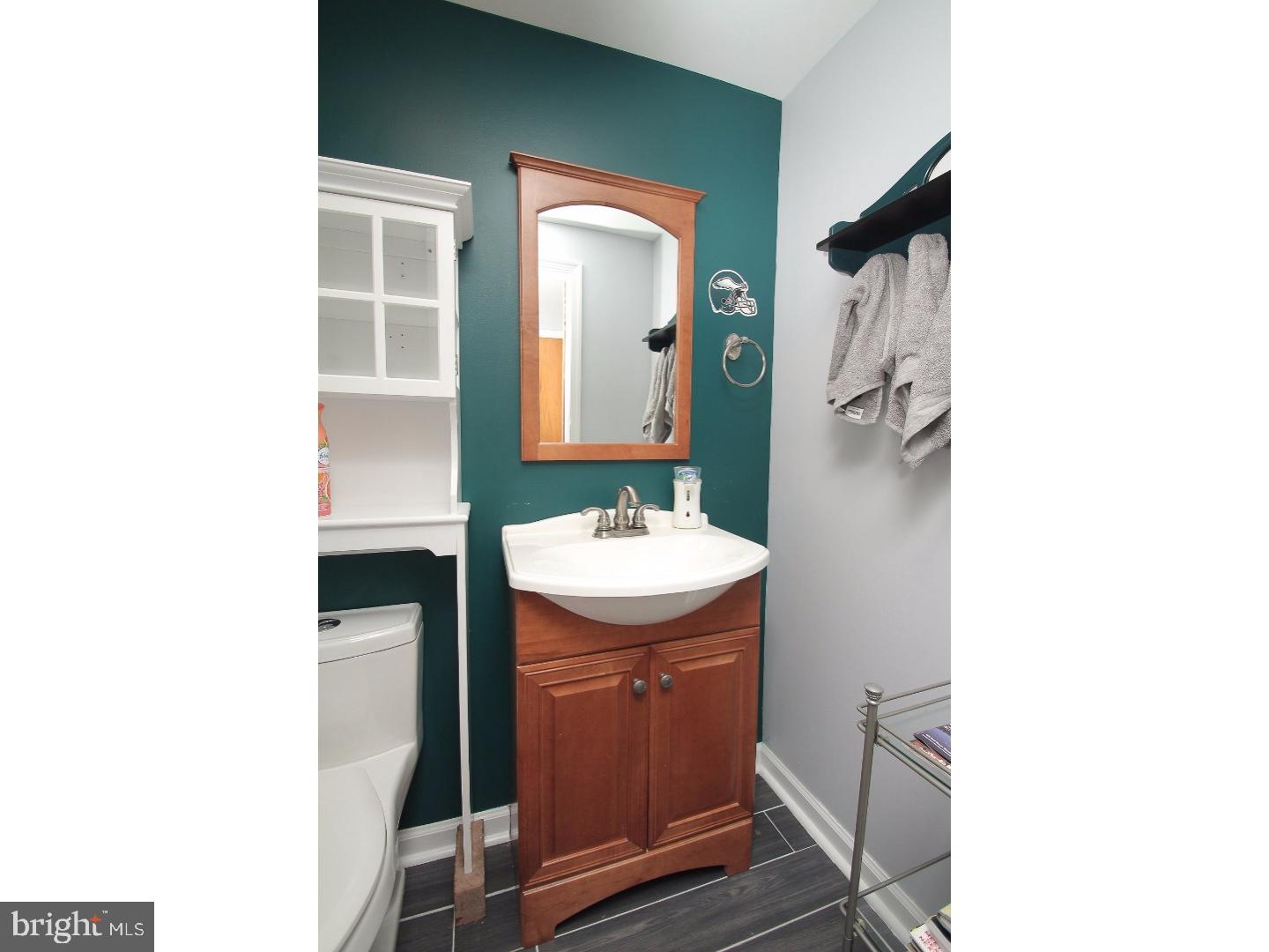 1555 Sinkler Road Warminster, PA 18974 - Photo 7 of 25 Gallery Image 7
