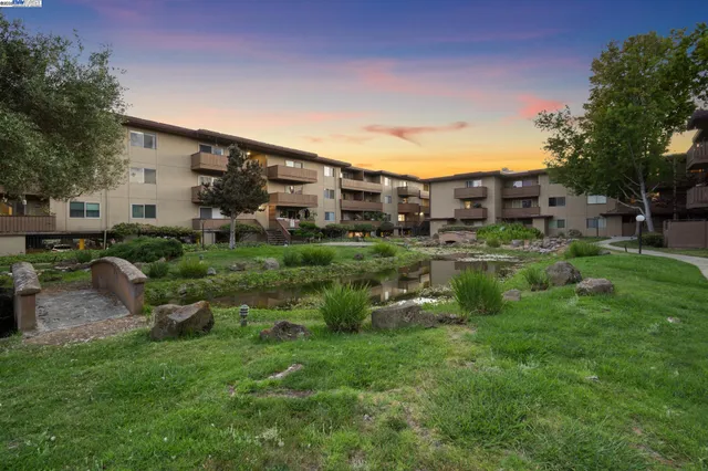 $479,888 | 1321 Webster Street, Unit D116, Alameda, CA 94501