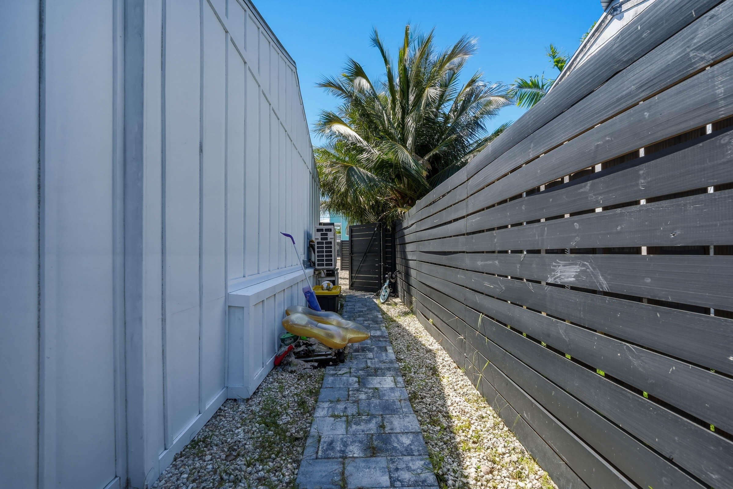 2805 Flagler Avenue Key West, FL 33040 - Photo 24 of 53 a view of a backyard with sitting area