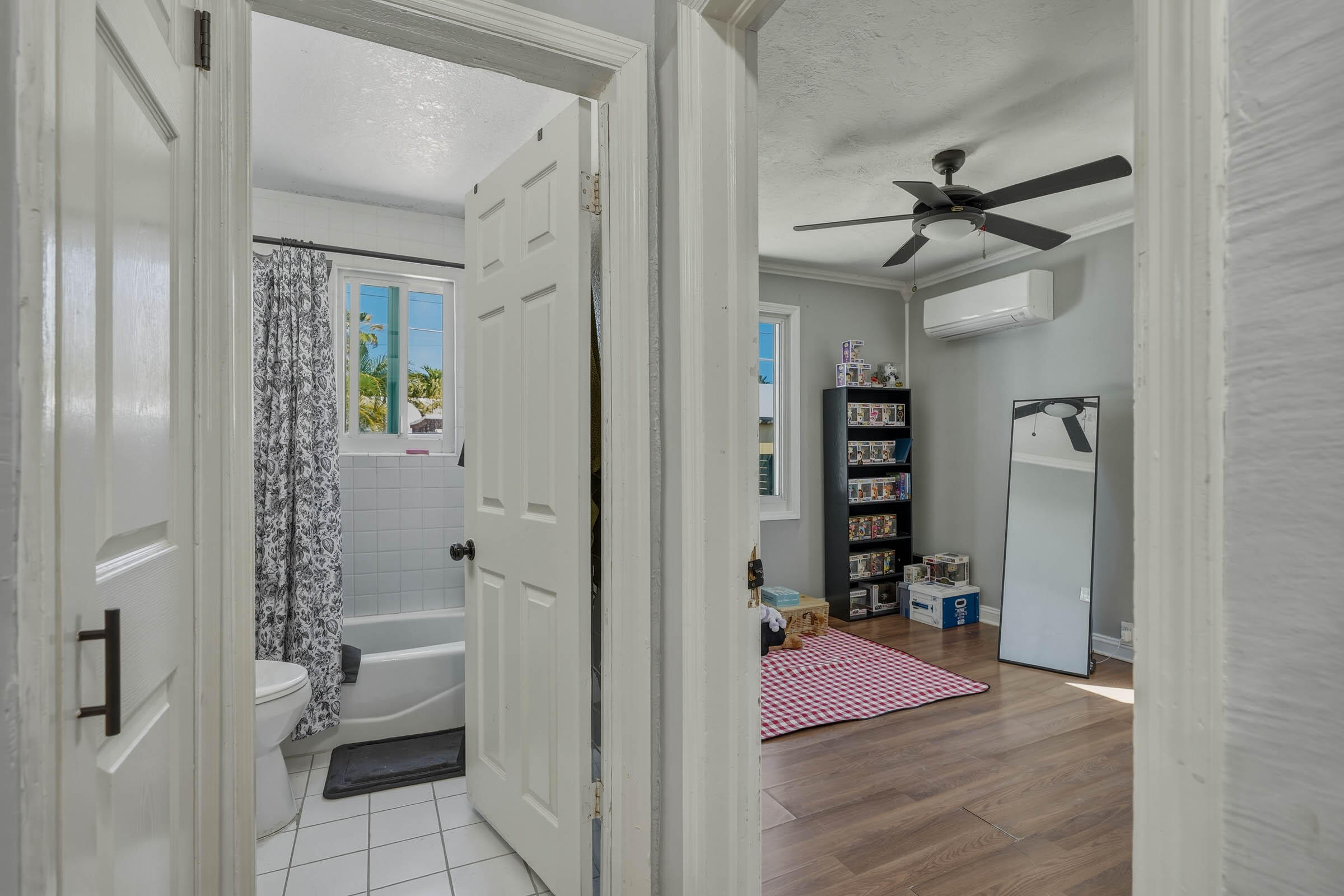 2805 Flagler Avenue Key West, FL 33040 - Photo 39 of 53 a view of a hallway with wooden floor and closet