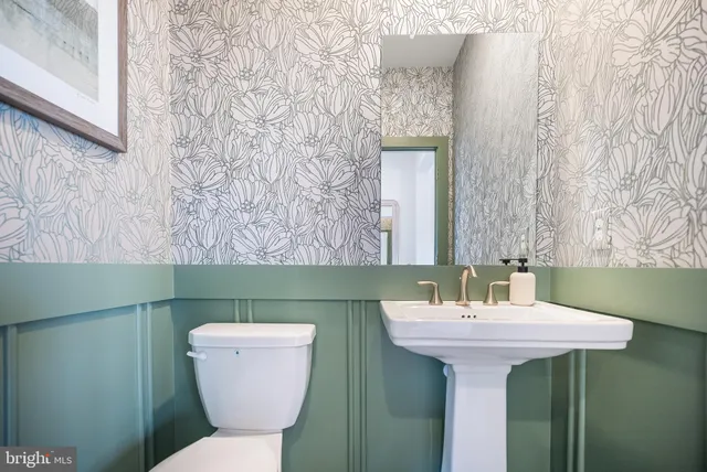 $1,325,345 | 27 Aaron Truehart Way, Titusville, NJ 08560