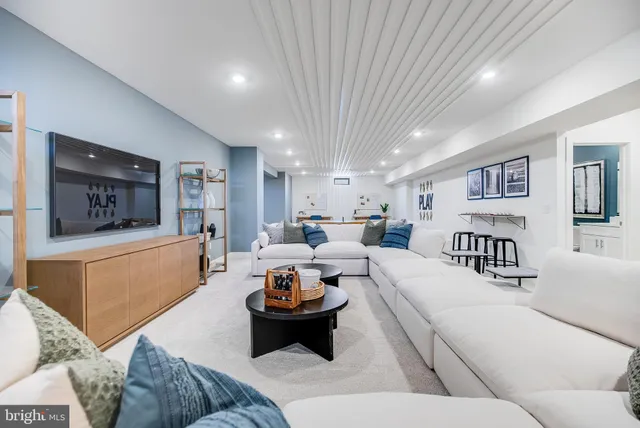 $1,325,345 | 27 Aaron Truehart Way, Titusville, NJ 08560