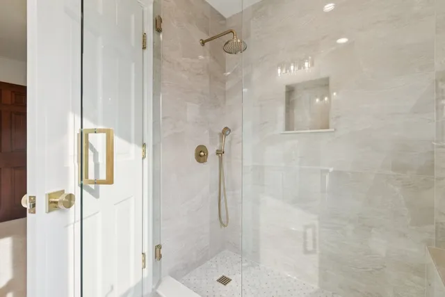 $2,795,000 | 2430 Dorina Drive, Northfield, IL 60093