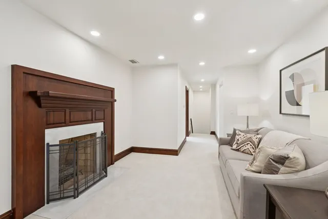 $2,795,000 | 2430 Dorina Drive, Northfield, IL 60093