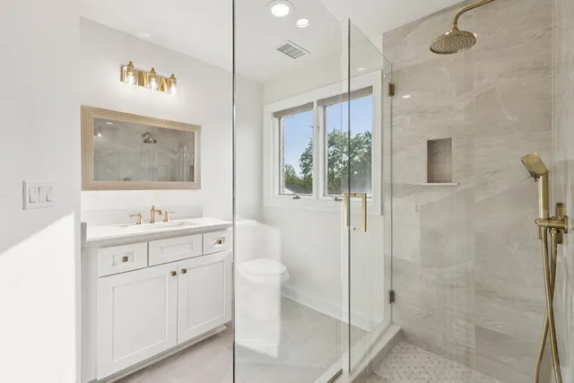 $2,795,000 | 2430 Dorina Drive, Northfield, IL 60093