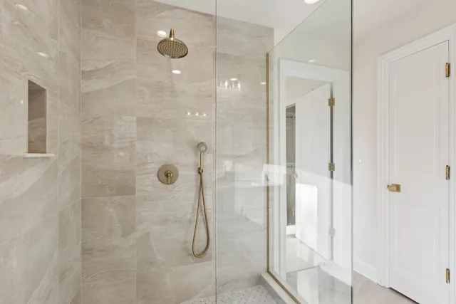 $2,795,000 | 2430 Dorina Drive, Northfield, IL 60093