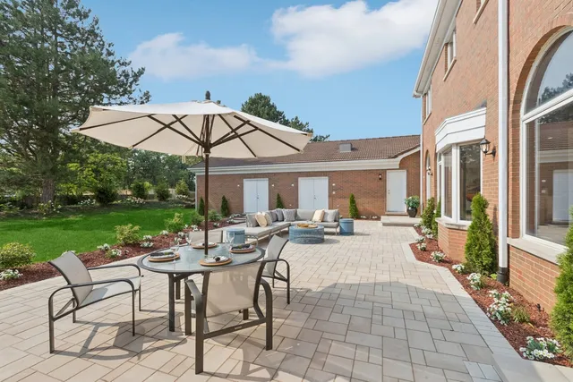 $2,795,000 | 2430 Dorina Drive, Northfield, IL 60093