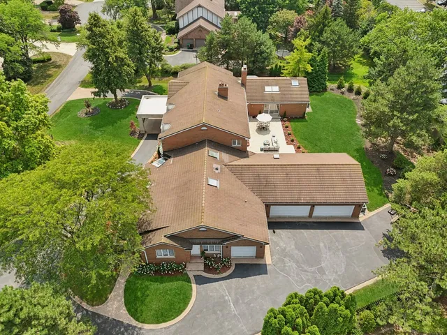 $2,795,000 | 2430 Dorina Drive, Northfield, IL 60093