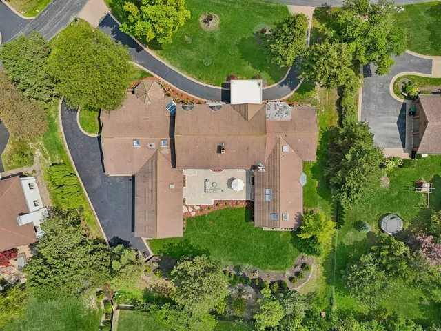 $2,795,000 | 2430 Dorina Drive, Northfield, IL 60093