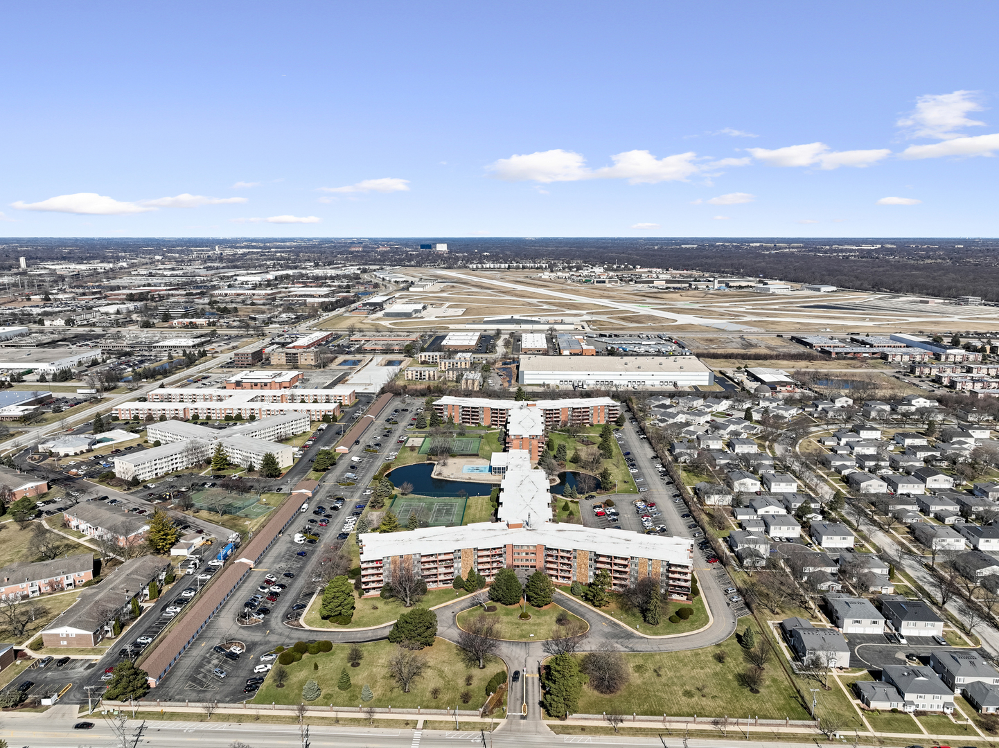 16 East Old Willow Road, Unit 223S Prospect Heights, IL 60070 - Photo 22 of 27 an aerial view of a city