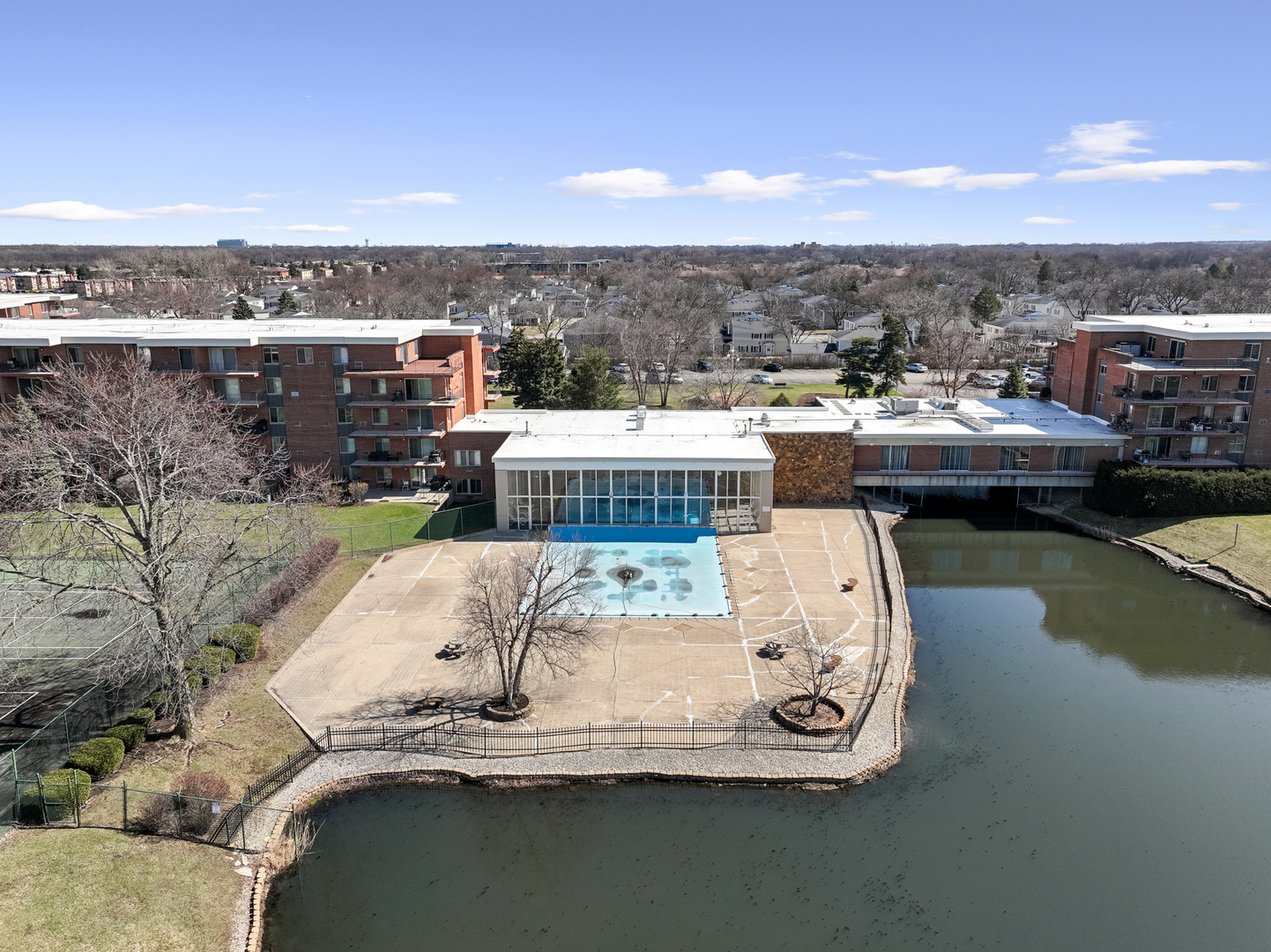 16 East Old Willow Road, Unit 223S Prospect Heights, IL 60070 - Photo 24 of 27 a view of a lake with a city