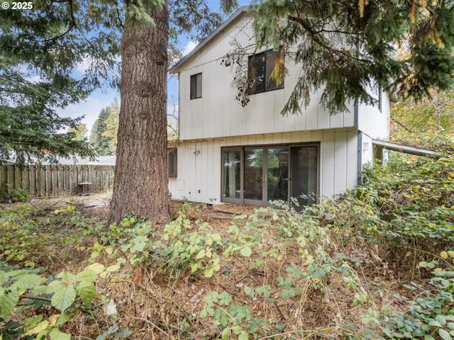 $420,000 | 3434 Southeast Rockwood Street, Milwaukie, OR 97222