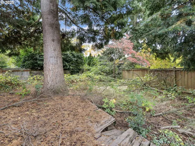 $420,000 | 3434 Southeast Rockwood Street, Milwaukie, OR 97222