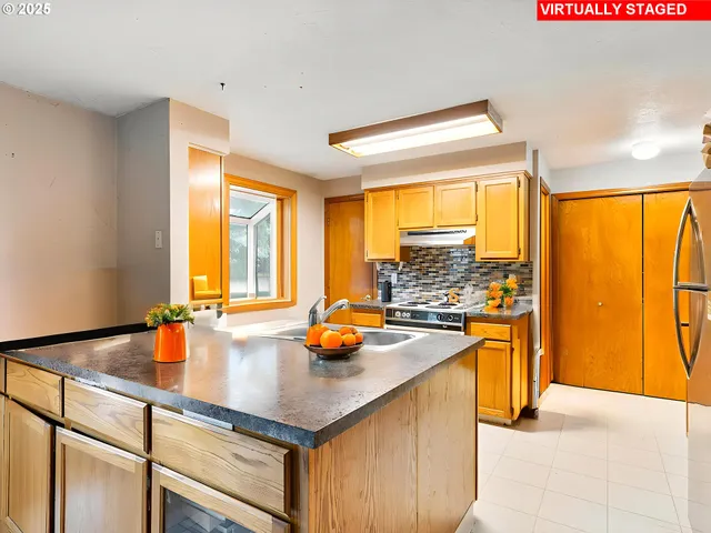 $420,000 | 3434 Southeast Rockwood Street, Milwaukie, OR 97222