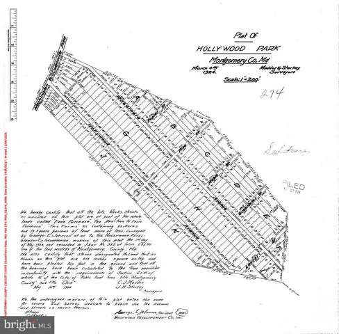 a black and white photo of a painting