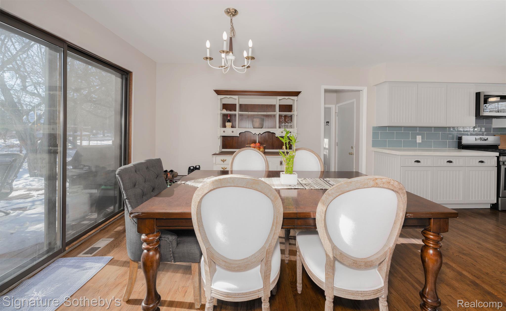 1487 Antler Court Rochester, MI 48309 - Photo 13 of 40 Bright Dining Room Opens to Deck