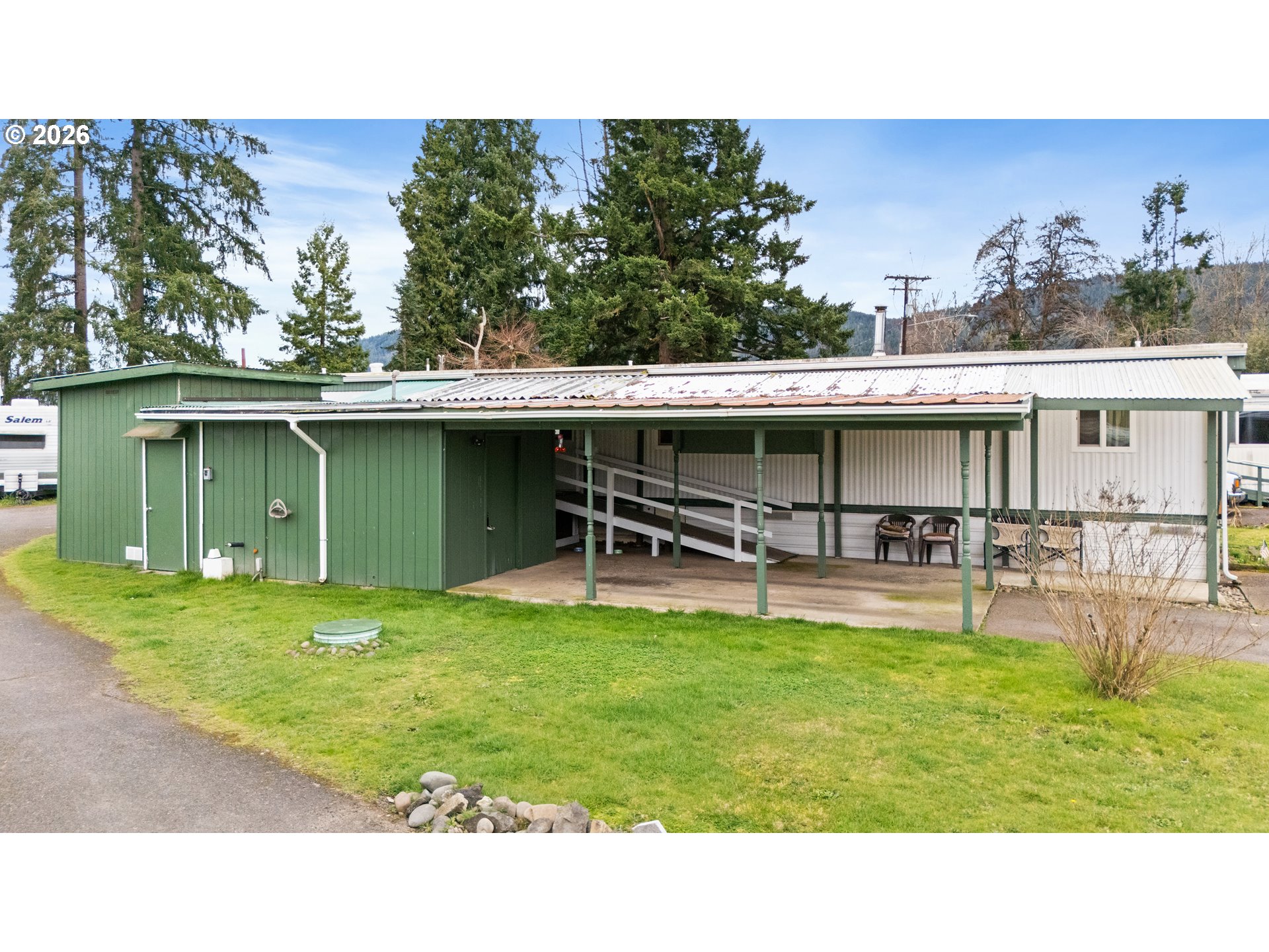 7080 Thurston Road, Unit 2 Springfield, OR 97478 - Photo 14 of 21 Gallery Image 14