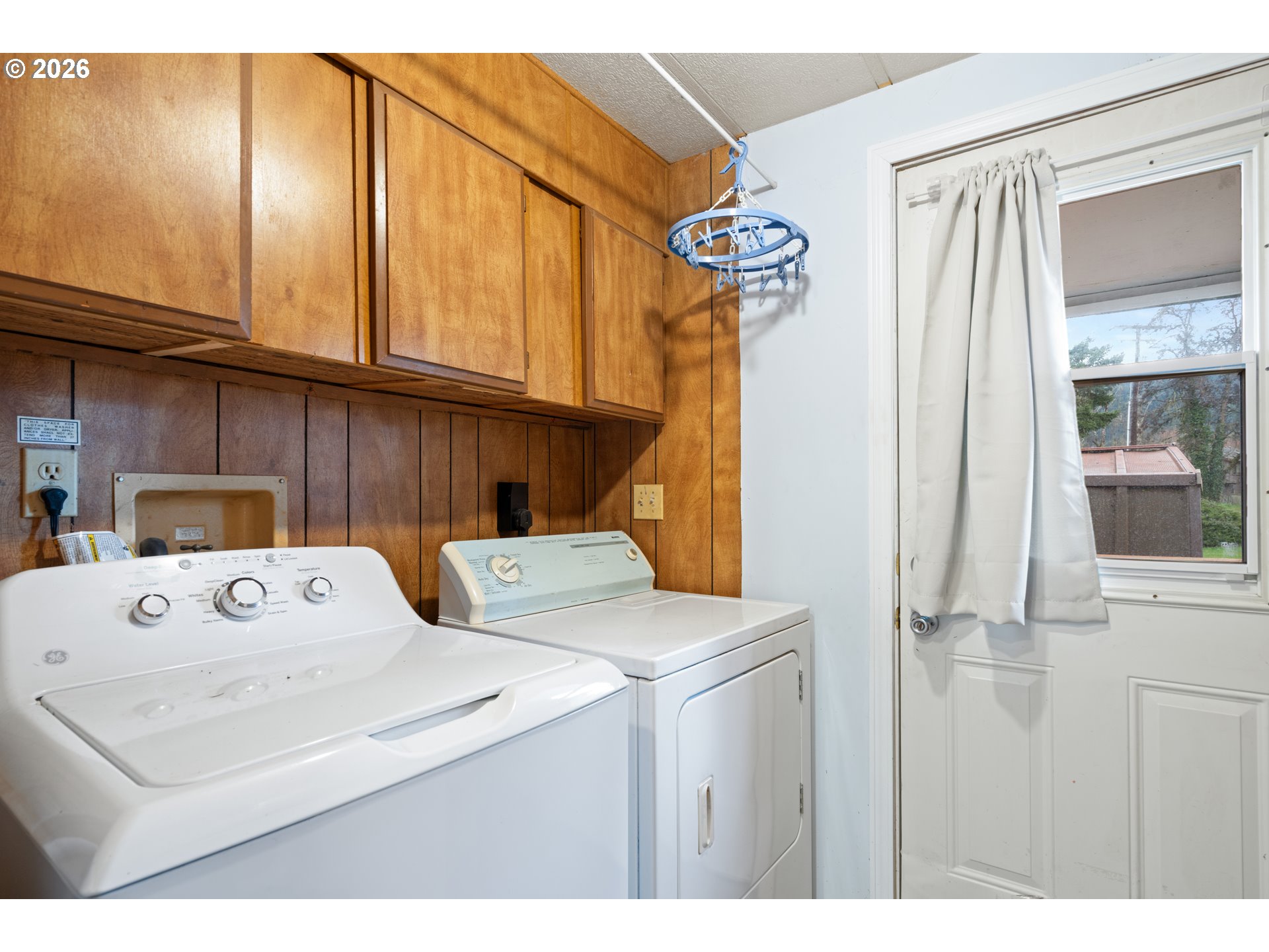 7080 Thurston Road, Unit 2 Springfield, OR 97478 - Photo 15 of 21 Gallery Image 15