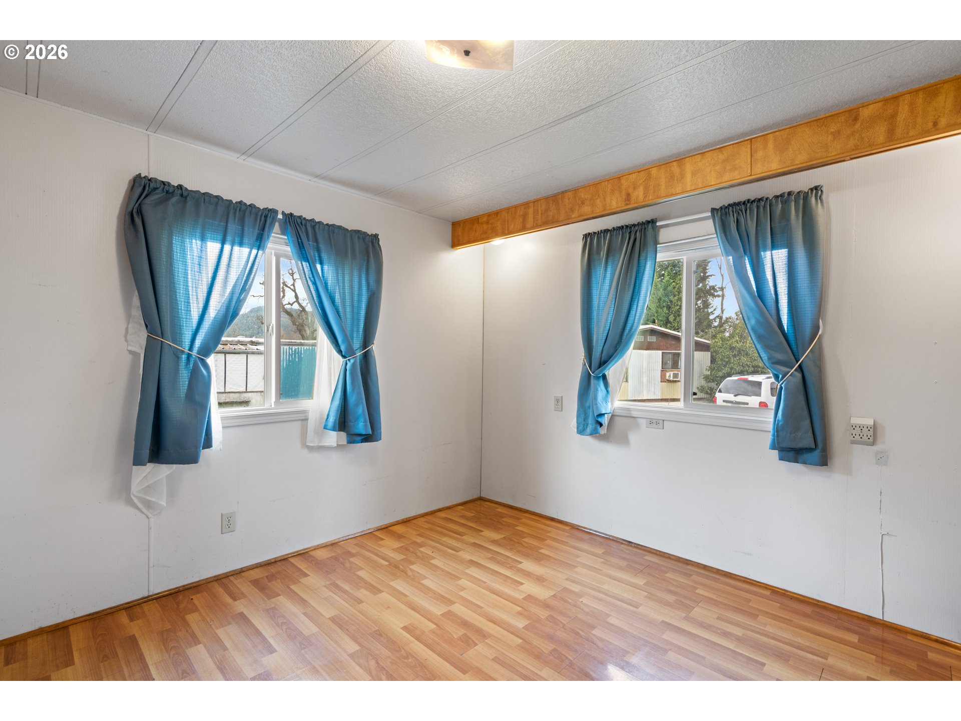 7080 Thurston Road, Unit 2 Springfield, OR 97478 - Photo 8 of 21 Gallery Image 8