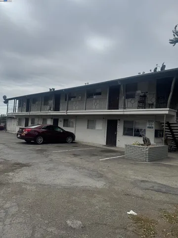 $1,899,900 | 318 Dumont Avenue, Hayward, CA 94544