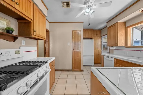 $1,599,000 | 118 Glendora Avenue, Long Beach, CA 90803