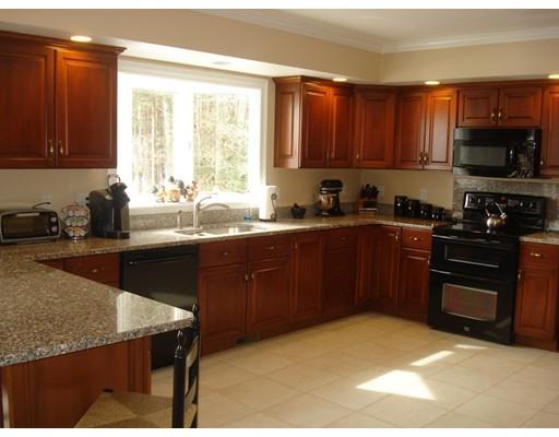 54 Golden Run Road Bolton, MA 01740 - Photo 11 of 29