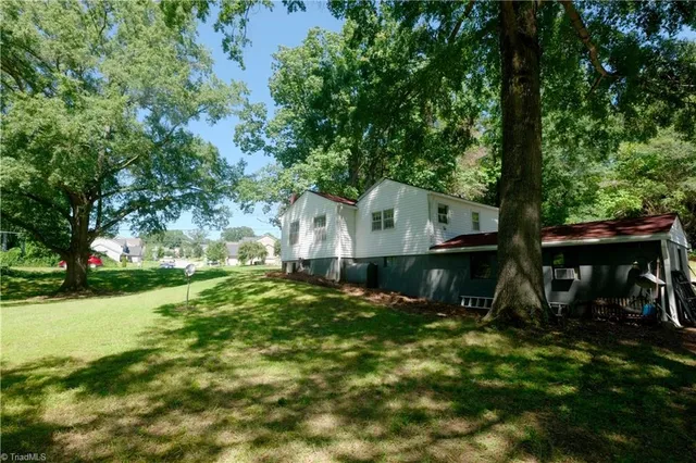 $189,000 | 4966 Red Pne Lane, Pfafftown, NC 27040