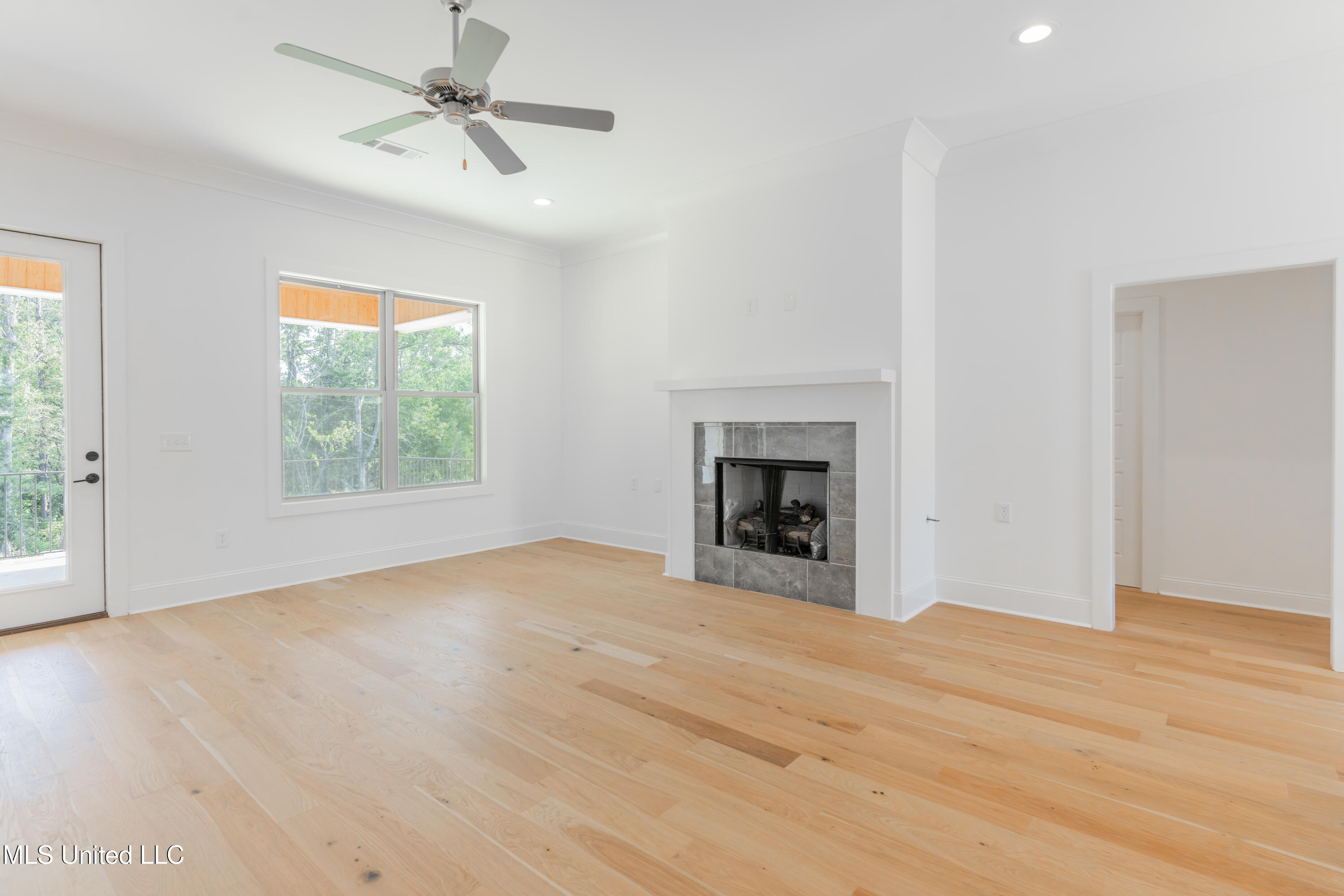 128 Catherine Boulevard Clinton, MS 39056 - Photo 12 of 80 12-LivingArea