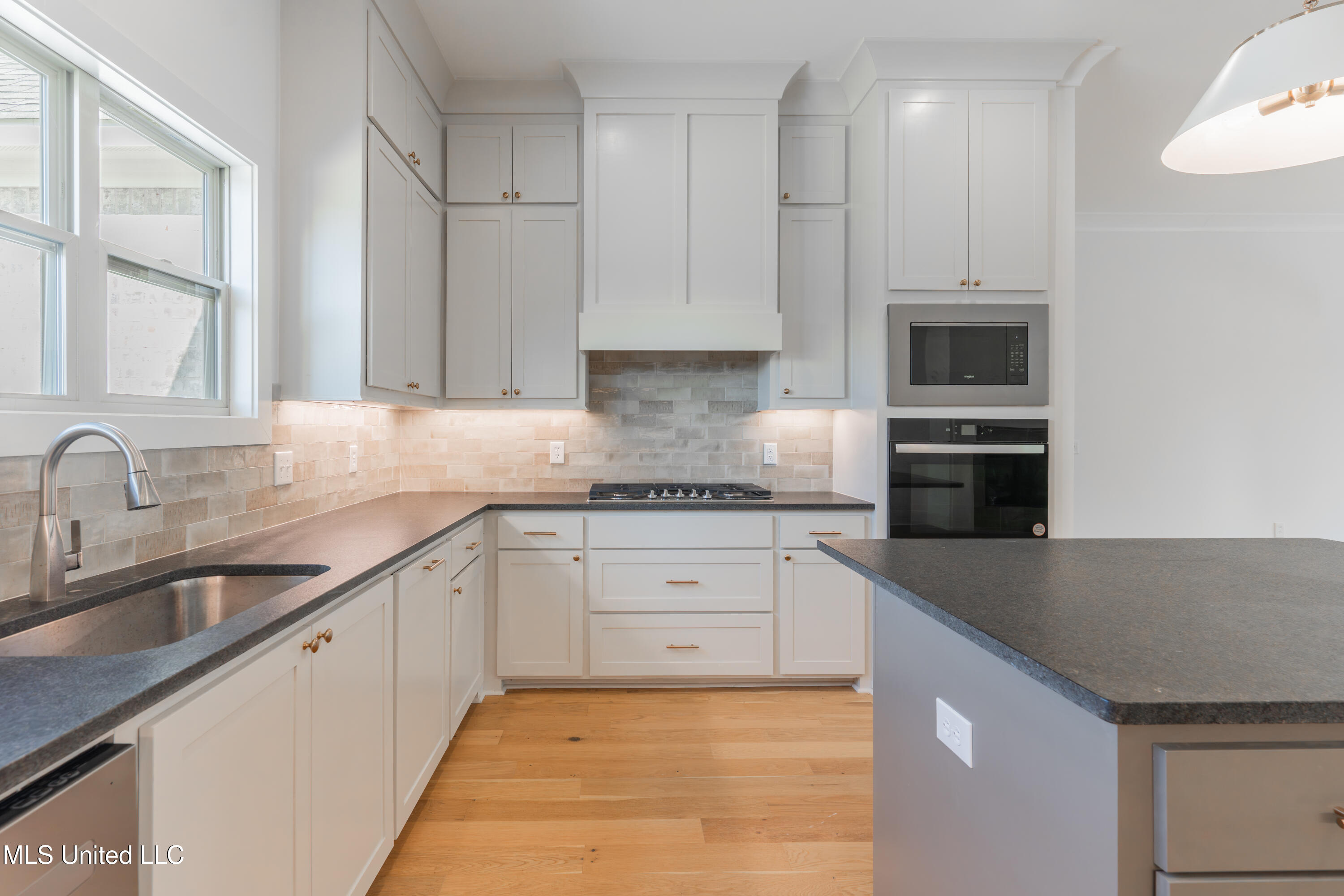 128 Catherine Boulevard Clinton, MS 39056 - Photo 22 of 80 22-Kitchen