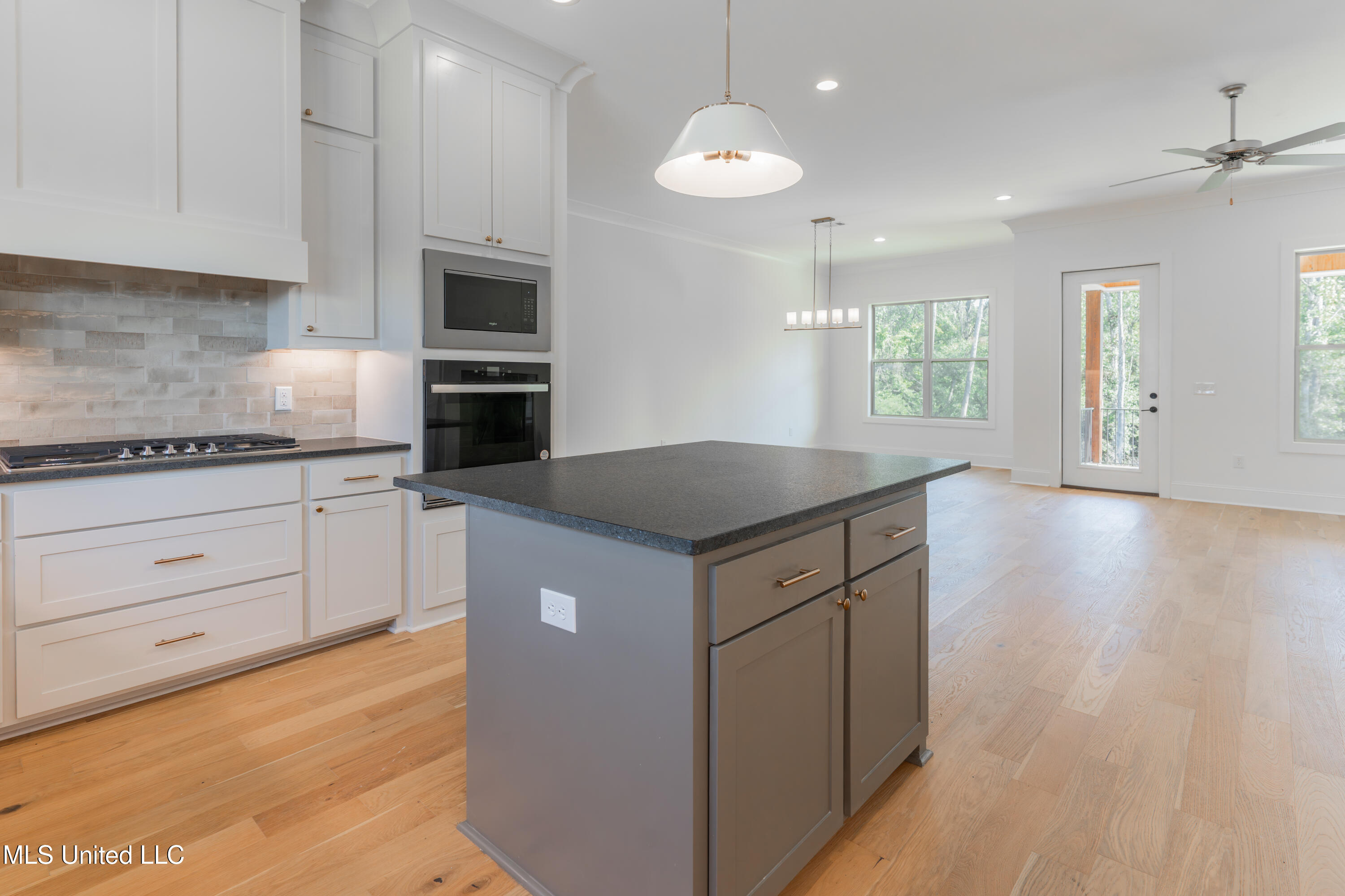 128 Catherine Boulevard Clinton, MS 39056 - Photo 25 of 80 25-Kitchen