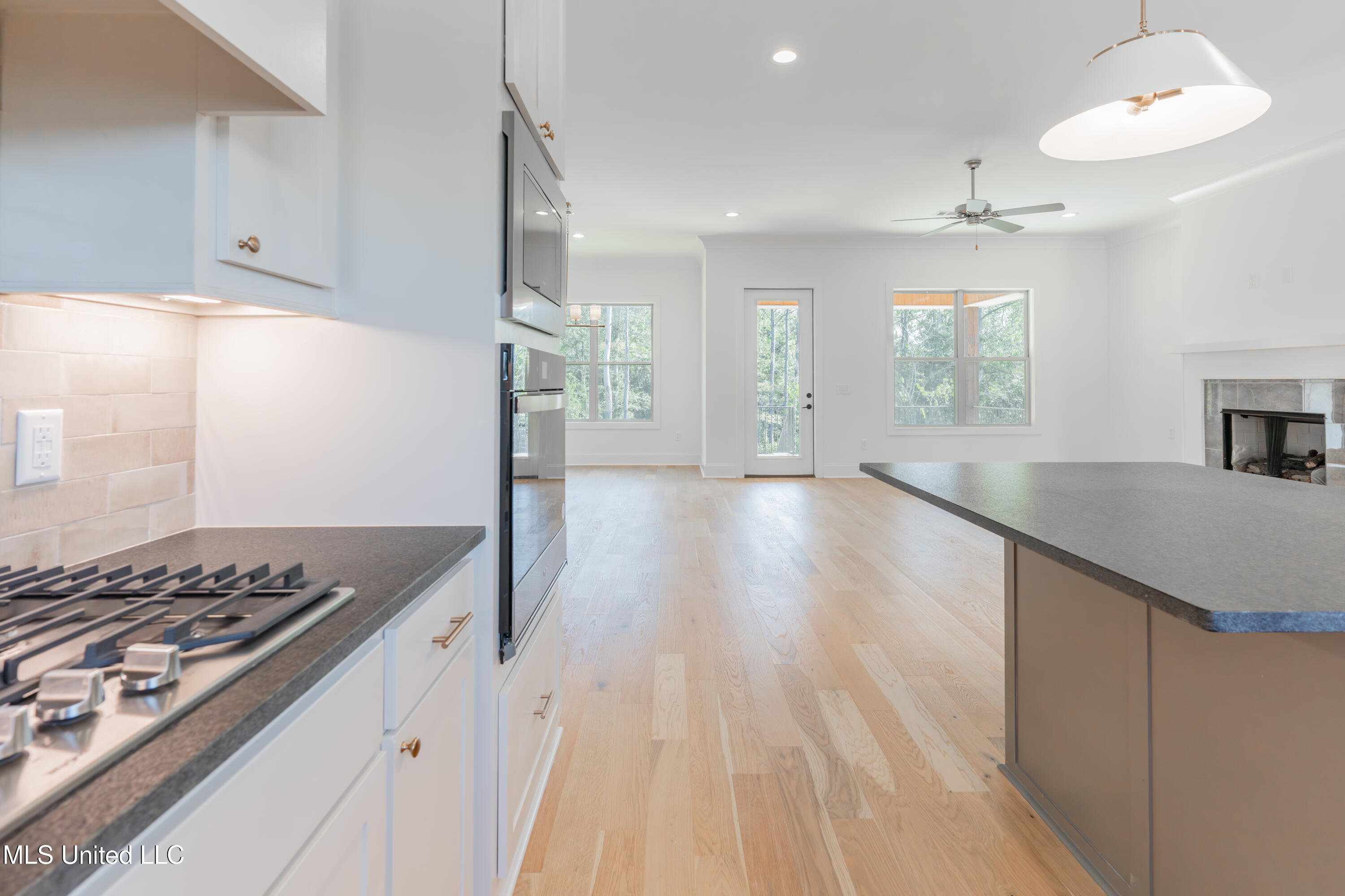 128 Catherine Boulevard Clinton, MS 39056 - Photo 27 of 80 27-Kitchen