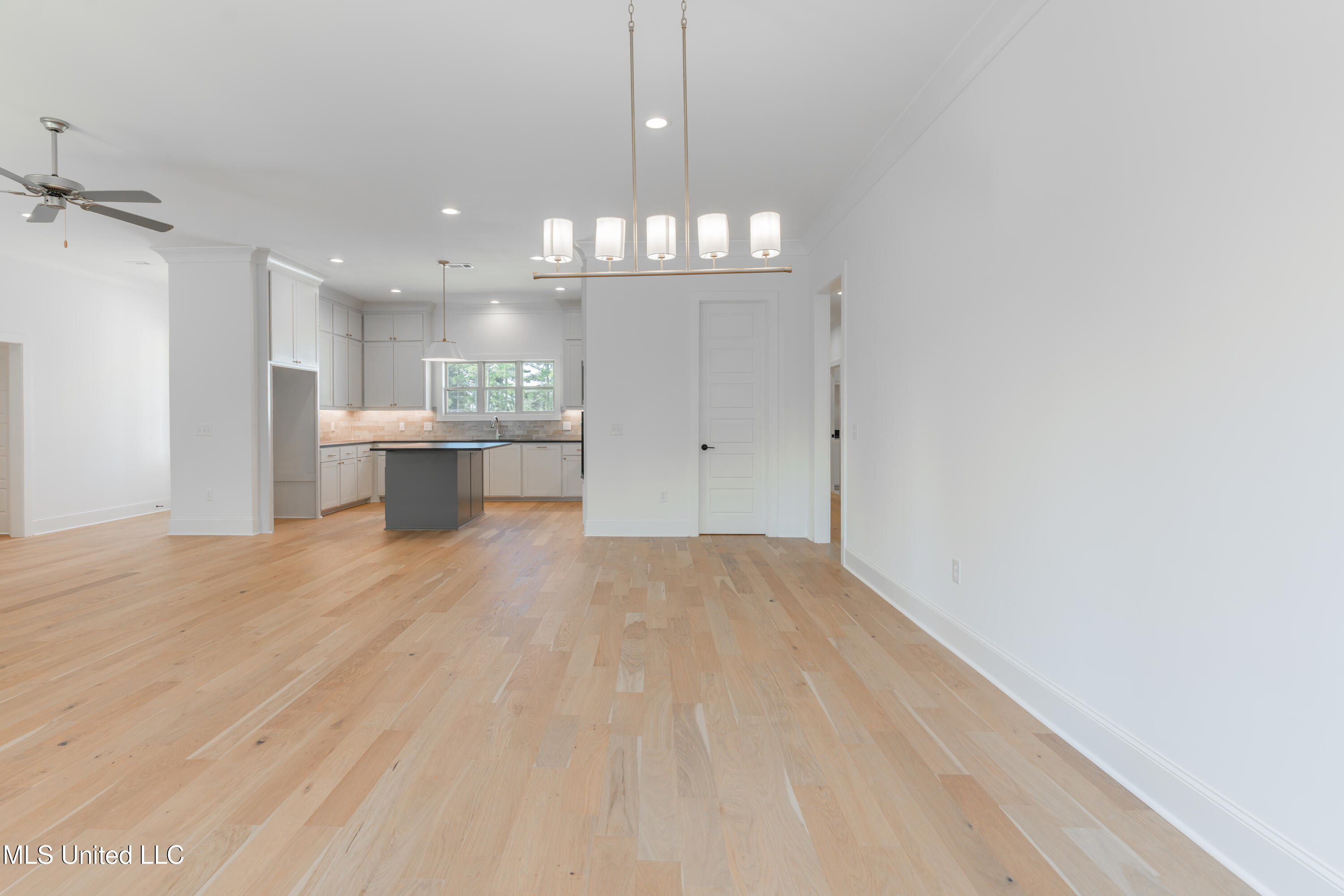 128 Catherine Boulevard Clinton, MS 39056 - Photo 31 of 80 31-DiningArea