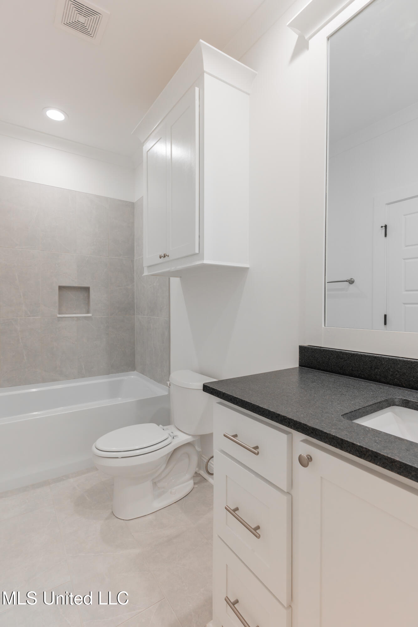 128 Catherine Boulevard Clinton, MS 39056 - Photo 63 of 80 63-PrivateBathroom