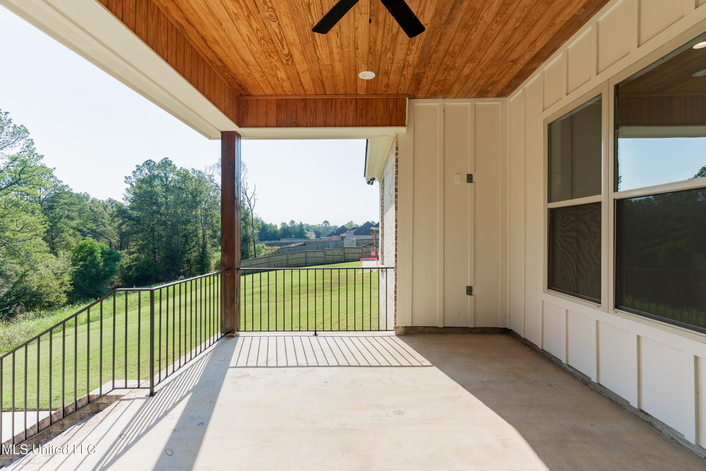 128 Catherine Boulevard Clinton, MS 39056 - Photo 72 of 80 72-Back