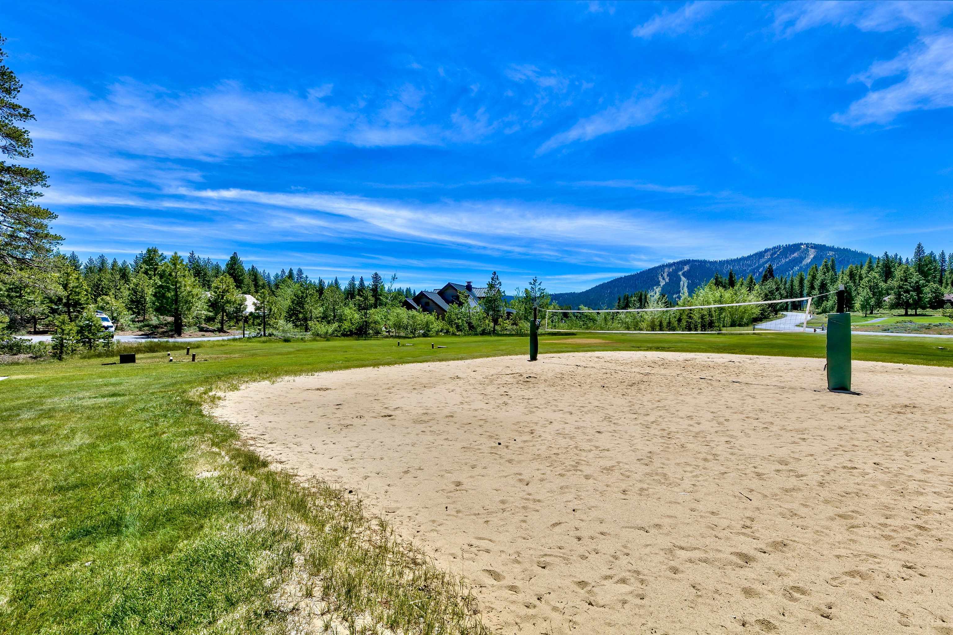 8201 Lahontan Drive Truckee, CA 96161 - Photo 24 of 28