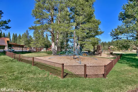 $695,000 | 8201 Lahontan Drive, Truckee, CA 96161