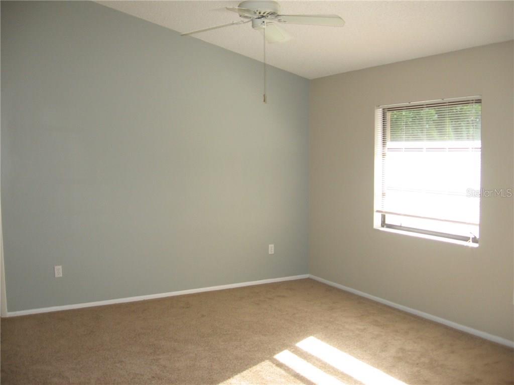 1156 Horizon Road Venice, FL 34293 - Photo 2 of 25 Living Room
