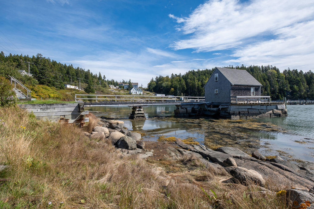 94 Green Head Road Stonington, ME 04681 - Photo 16 of 35 94GreenHead-14