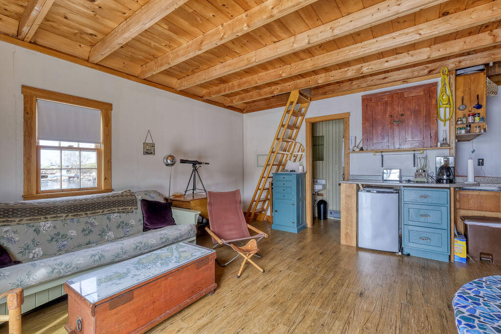 94 Green Head Road Stonington, ME 04681 - Photo 25 of 35 94GreenHead-24