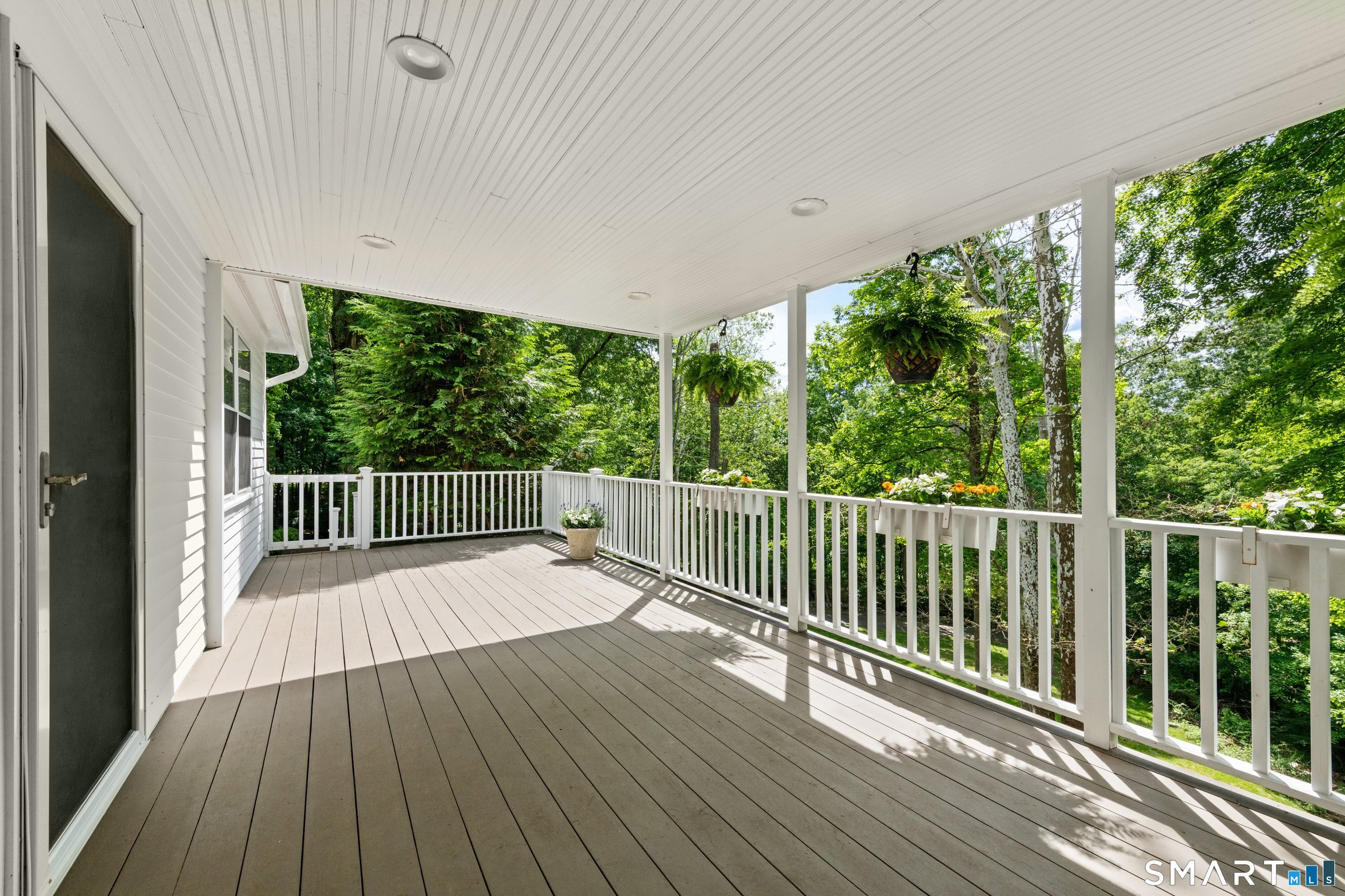 123 Lyons Plain Road Weston, CT 06883 - Photo 32 of 38