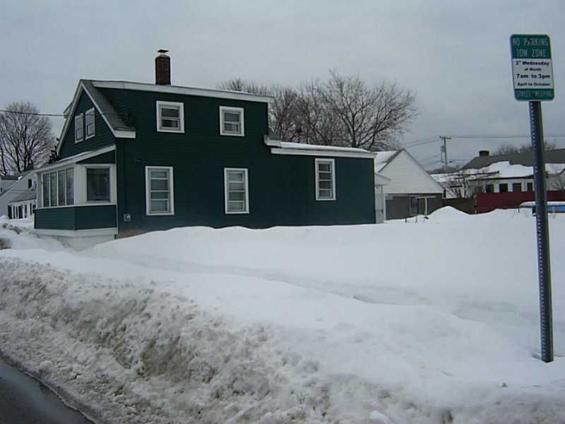 111 Rosemere Road Pawtucket, RI 02861 - Photo 2 of 8 Exterior Front.