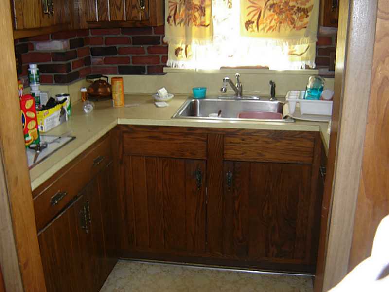 111 Rosemere Road Pawtucket, RI 02861 - Photo 6 of 8 Kitchen.